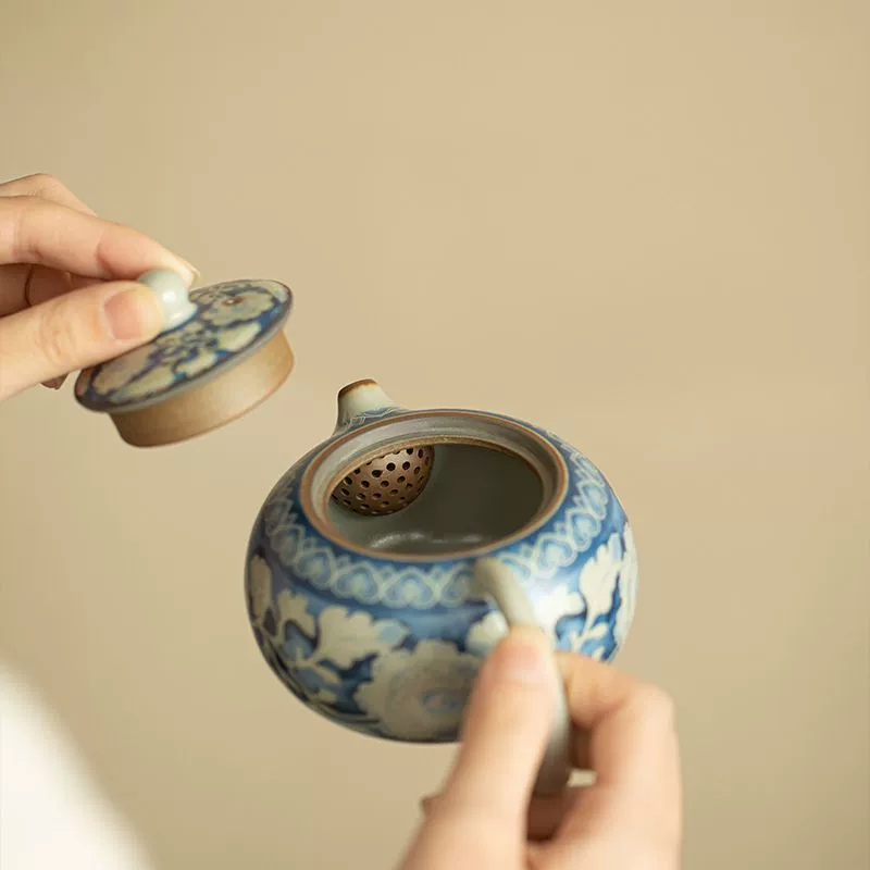 Ru Kiln Yuan Blue and White Xishi Teapot, Crackle Glaze, Re-seasonable - Image 3